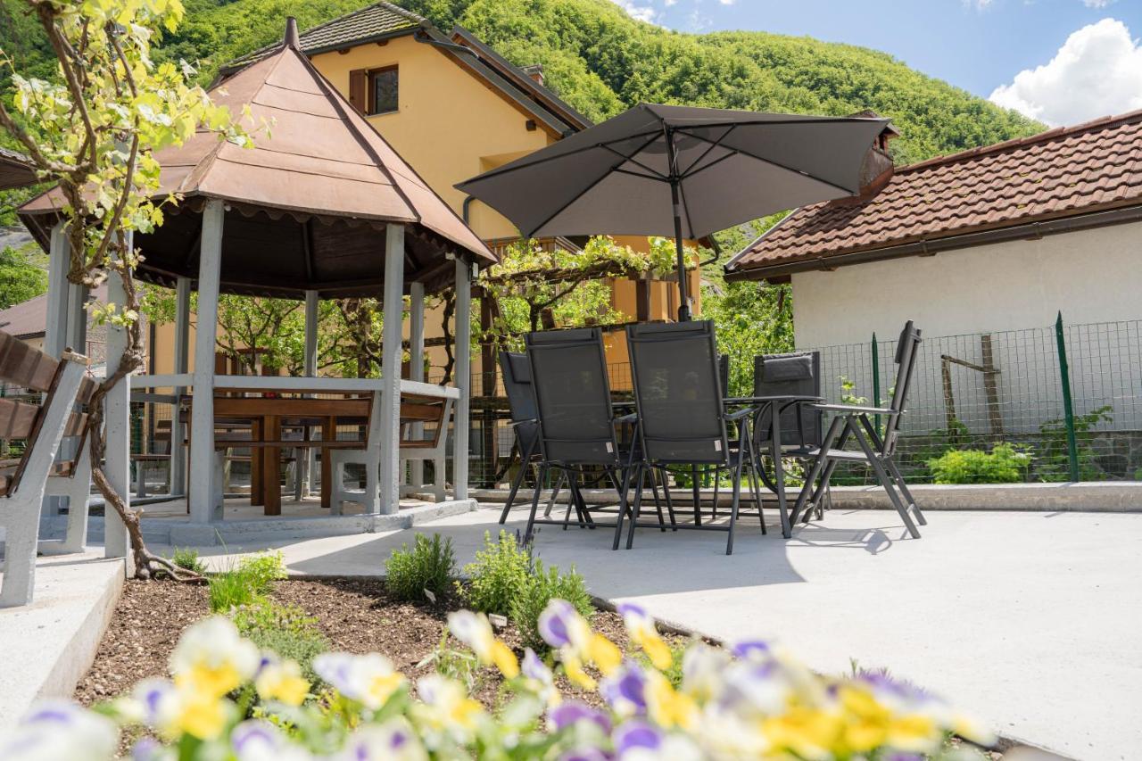 Relax House Soca Casa de hóspedes Bovec Exterior foto